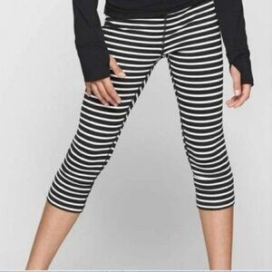 Athleta Girl I Blue & White Stripe Chit Chat Capri LeggingsI Size M 8-10
